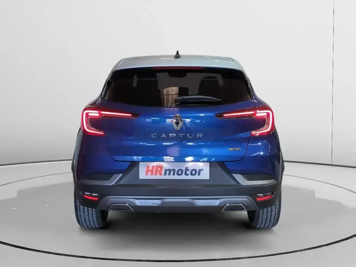 Usado Renault Captur R.S. 140 CV (102 kW) 2022 Azul SUV
