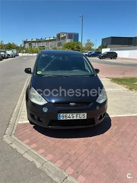 Usado Ford S-MAX Trend 140 CV (102 kW) 2007 Negro Monovolumen