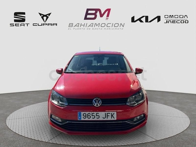 Usado VW Polo Advance 75 CV (55 kW) 2015 Rojo Berlina