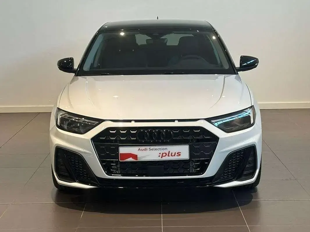 Usado Audi A1 Sportback Black Edition 116 CV (85 kW) 2025 Blanco Utilitario