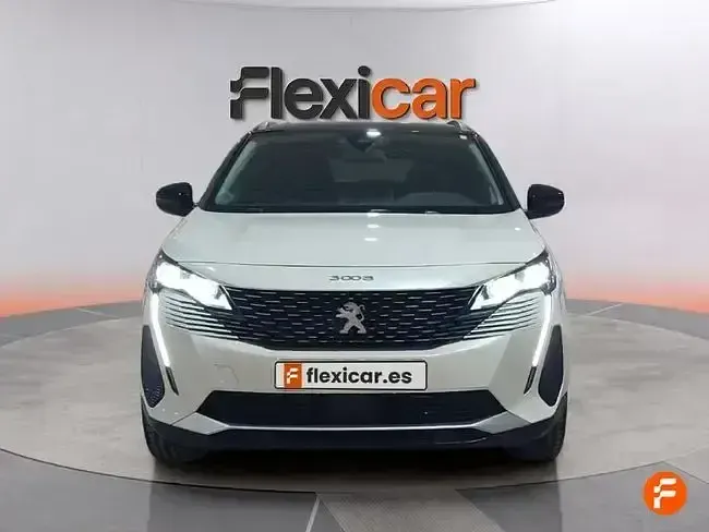 Usado Peugeot 3008 Allure 130 CV (95 kW) 2021 Blanco SUV