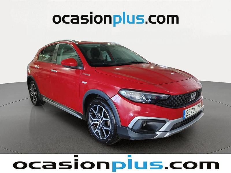 Usado Fiat Tipo Red 130 CV (95 kW) 2022 Rojo Berlina
