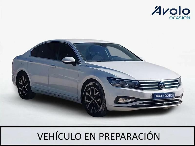 Usado VW Passat 150 CV (110 kW) 2022 Familiar