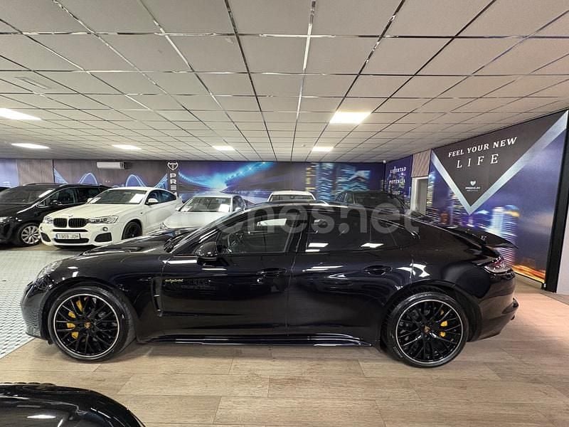 Usado Porsche Panamera Turbo S 700 CV (514 kW) 2022 Negro Berlina