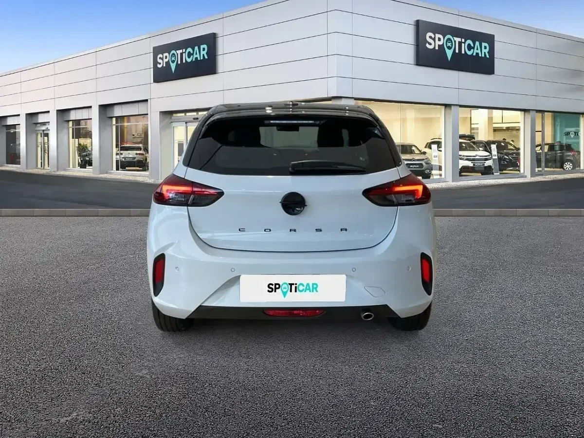 Usado Opel Corsa 100 CV (73 kW) 2025 Utilitario