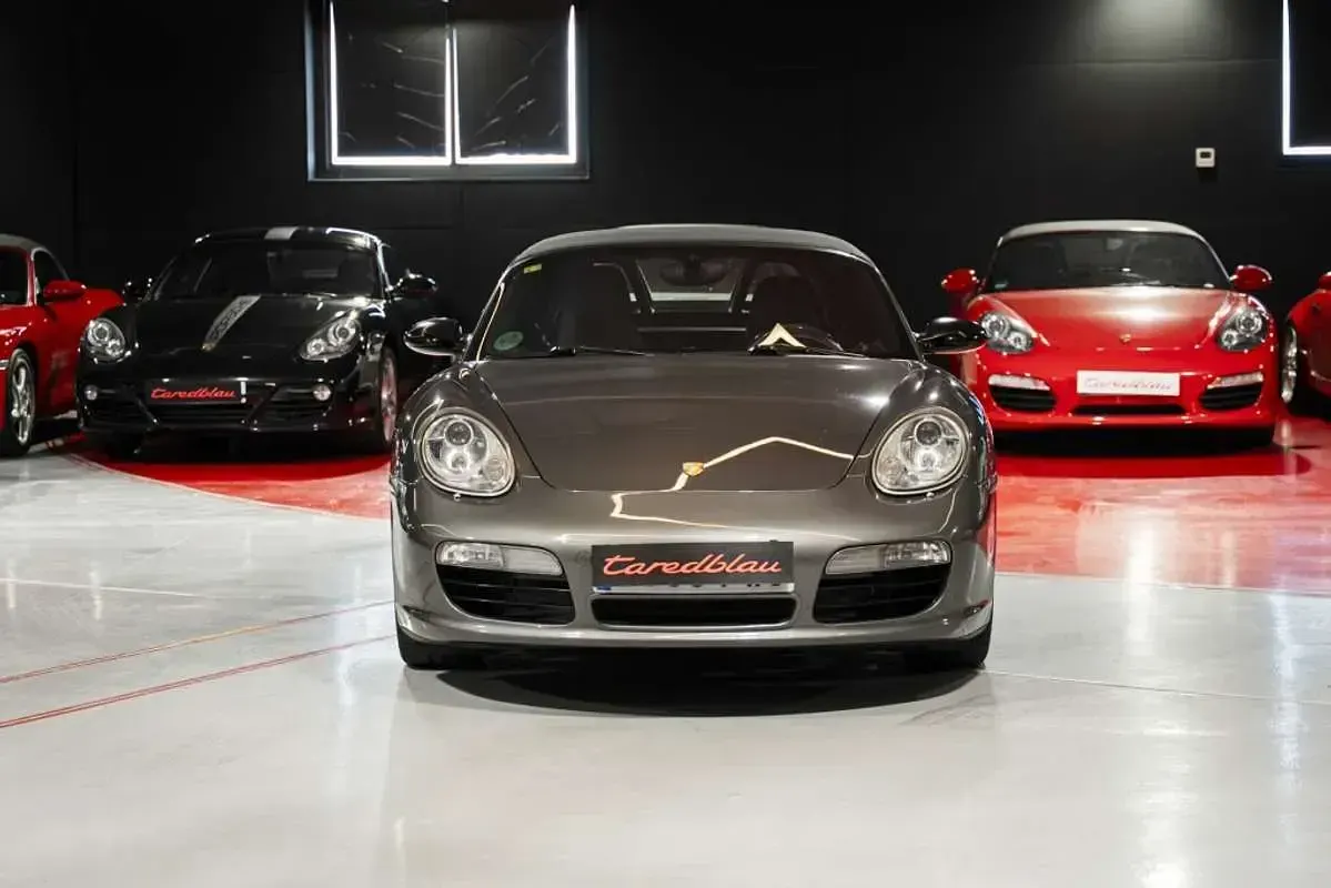 Usado Porsche Boxster 279 CV (205 kW) 2005 Gris Descapotable