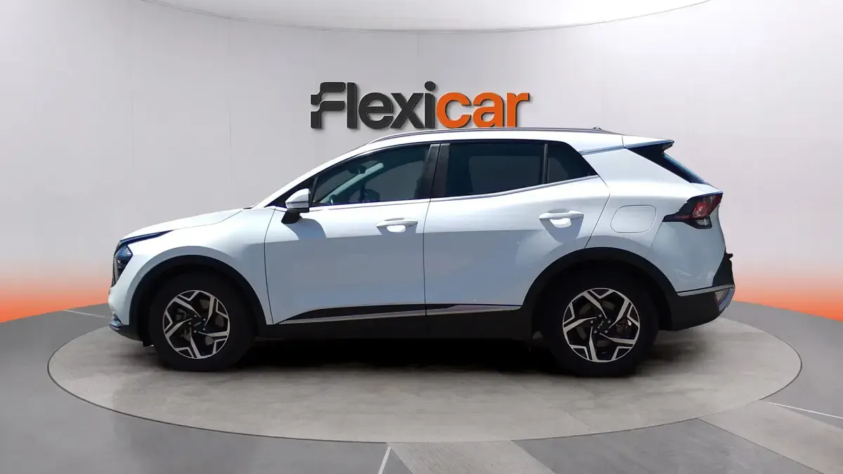Usado Kia Sportage 136 CV (100 kW) 2023 Blanco SUV