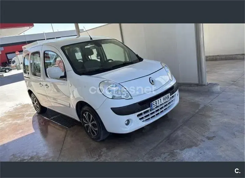 Usado Renault Kangoo Expression 110 CV (80 kW) 2011 Blanco Monovolumen