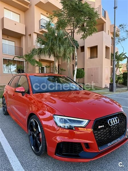 Usado Audi RS3 400 CV (294 kW) 2018 Rojo Berlina
