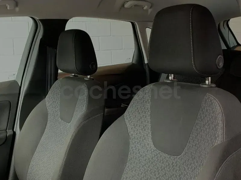 Usado Opel Crossland X Design Edition 110 CV (80 kW) 2018 Gris / plata SUV