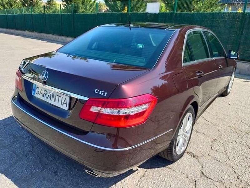Gebraucht Mercedes E350 Elegance 292 PS (214 kW) 2009 Braun Limousine