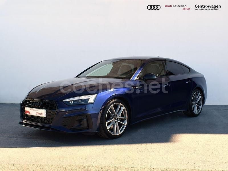 Azul Usado 2024 Audi A5 Sportback Sport Berlina | 46.966 € (Un poco caro) - Imagen 1/4
