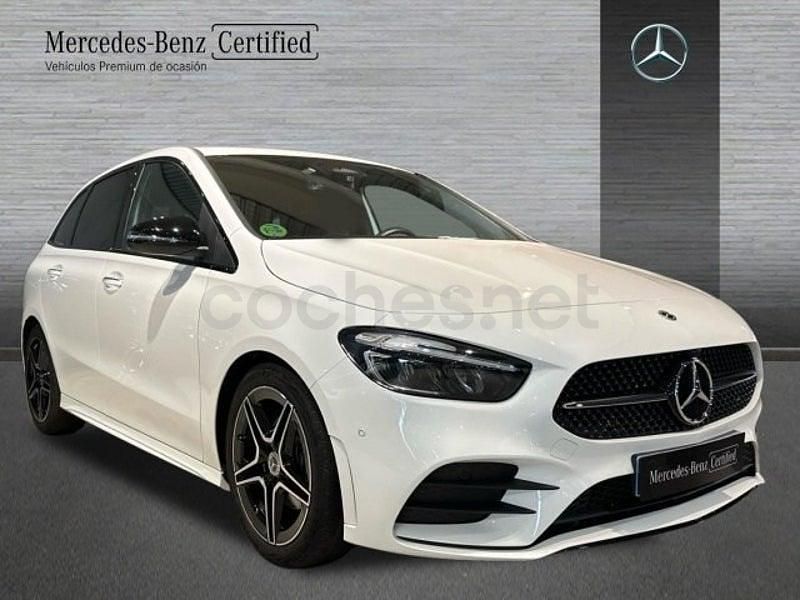 Usado Mercedes B200 AMG line 150 CV (110 kW) 2023 Blanco Monovolumen