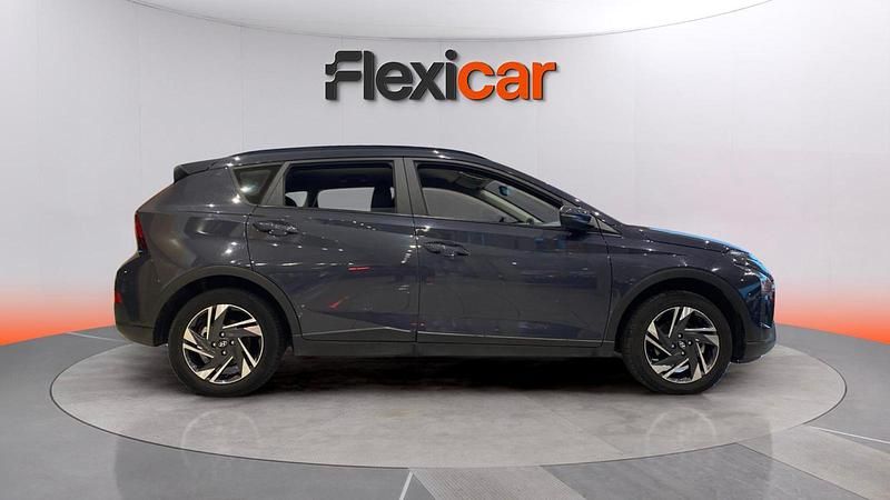 Usado Hyundai Bayon 84 CV (61 kW) 2023 Gris SUV