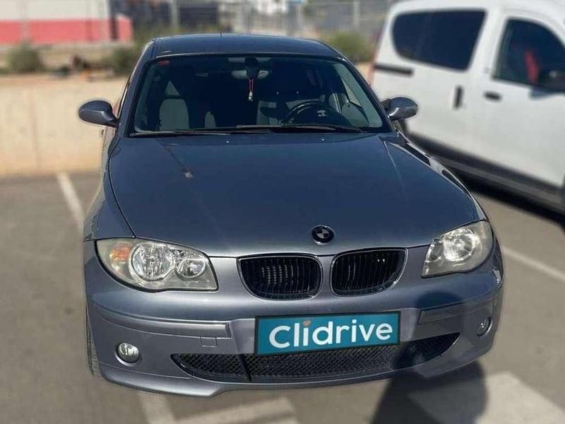 Usado BMW 120 163 CV (119 kW) 2005 Gris Utilitario