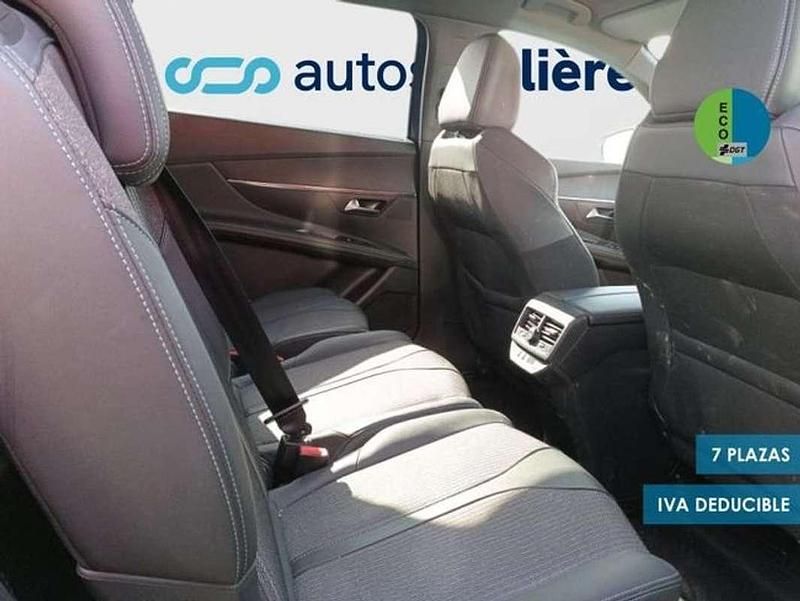 Usado Peugeot 5008 Allure 136 CV (100 kW) 2024 Azul SUV