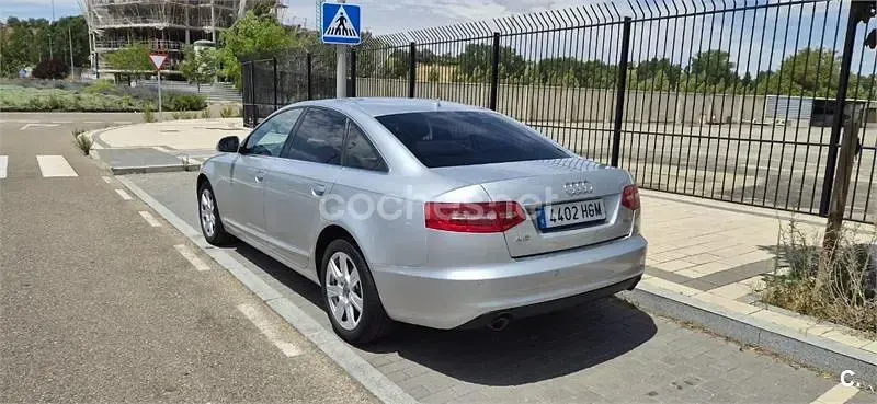 Usado Audi A6 170 CV (125 kW) 2011 Gris / plata Berlina