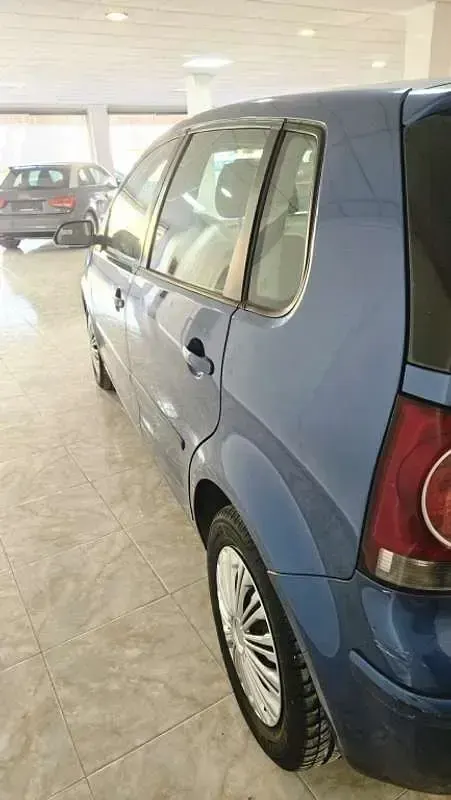Używany VW Polo Advance 80 KM (58 kW) 2007 Niebieski Hatchback