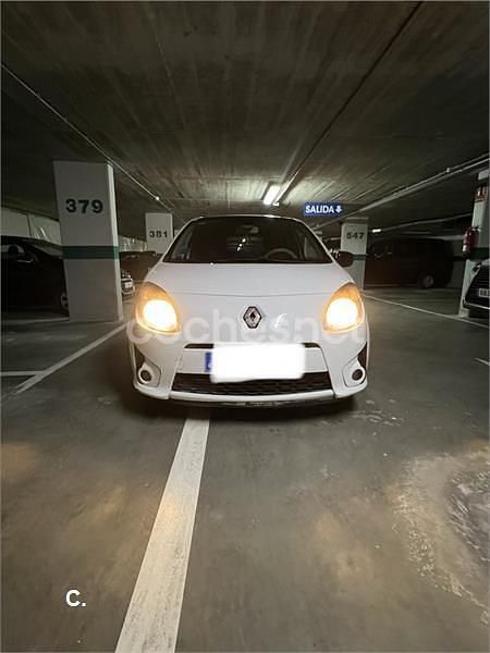 Usado Renault Twingo Dynamique 75 CV (55 kW) 2010 Blanco Utilitario