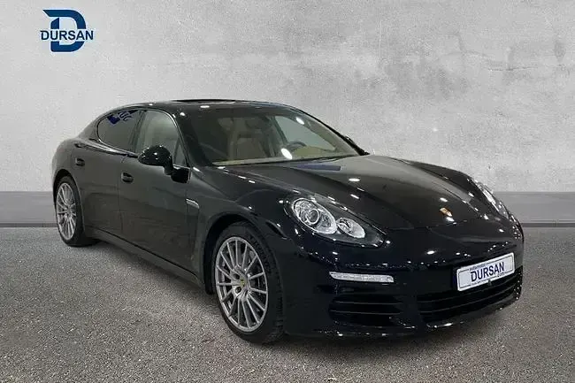 Usado Porsche Panamera Diesel 303 CV (222 kW) 2014 Negro Utilitario