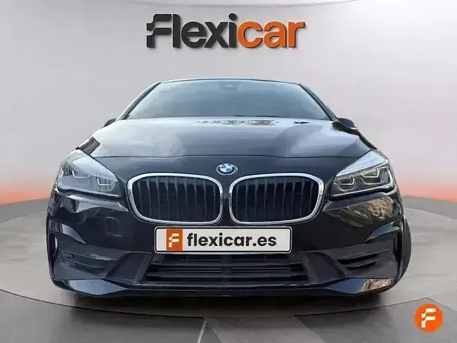 Usado BMW 218 140 CV (102 kW) 2020 Negro Familiar