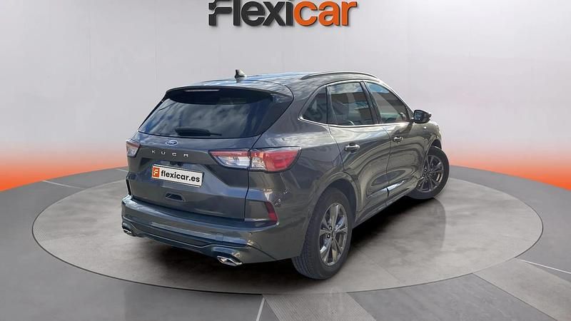 Usado Ford Kuga ST-Line 150 CV (110 kW) 2022 Gris SUV