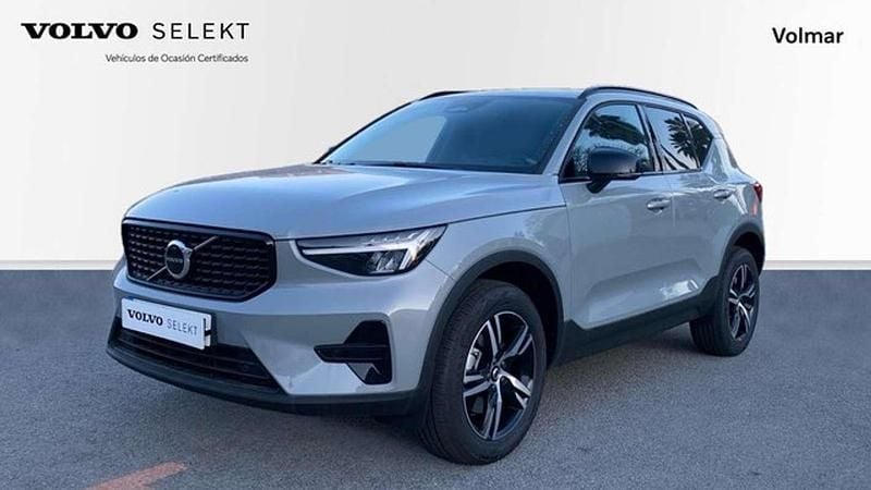 Gris Nuevo 2024 Volvo XC40 Plus SUV | 36.900 € (Buen precio) - Imagen 1/4