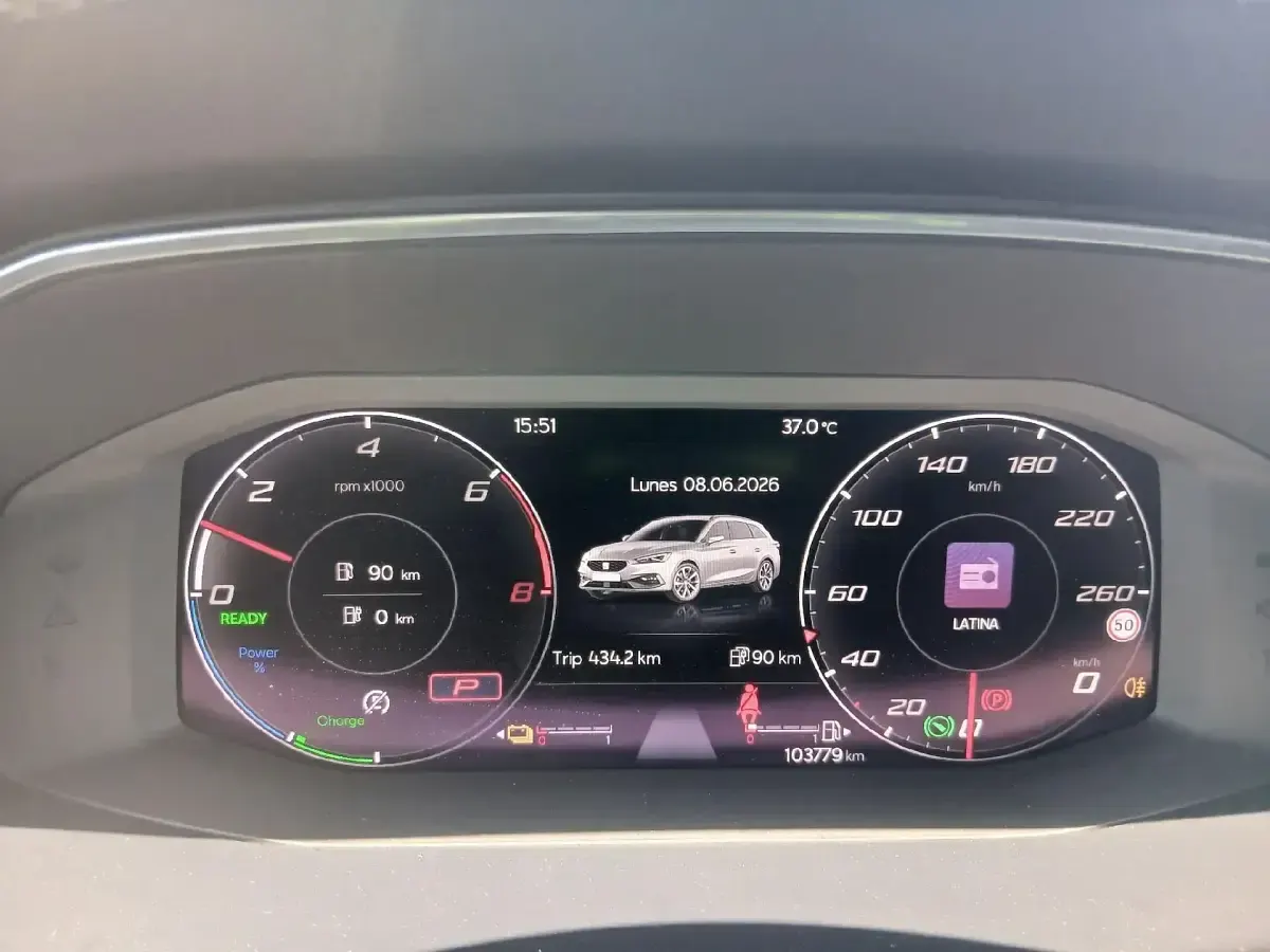 Usado Seat Leon XCELLENCE 204 CV (150 kW) 2022 Blanco Berlina