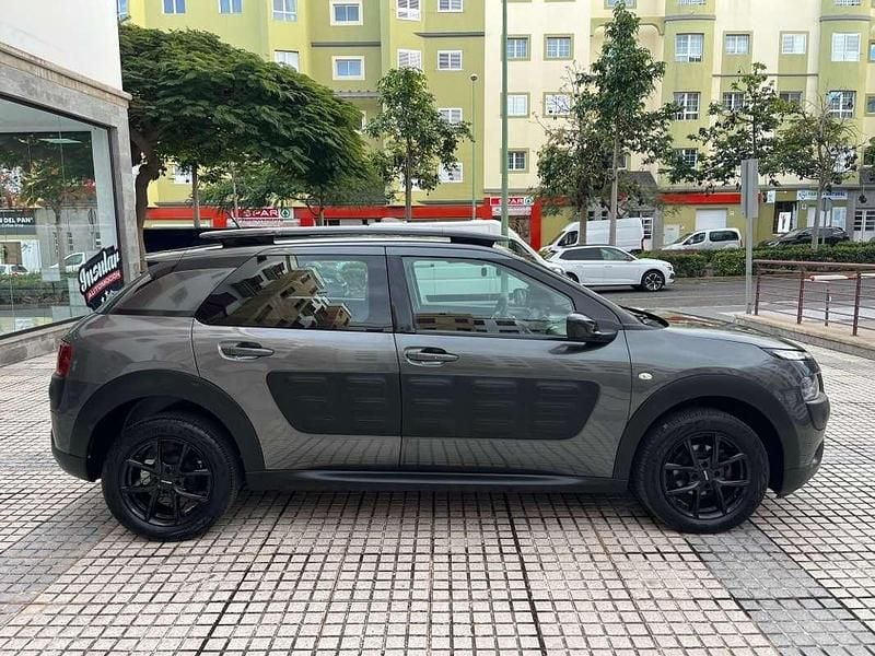 Usado Citroën C4 Cactus Feel 82 CV (60 kW) 2016 Gris Utilitario