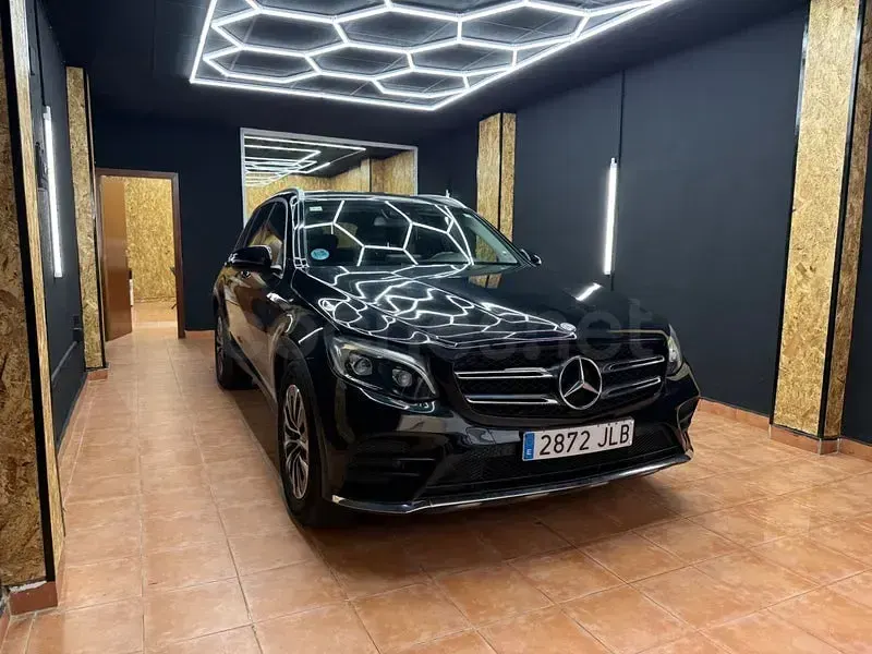 Usado Mercedes GLC220 170 CV (125 kW) 2016 Negro SUV