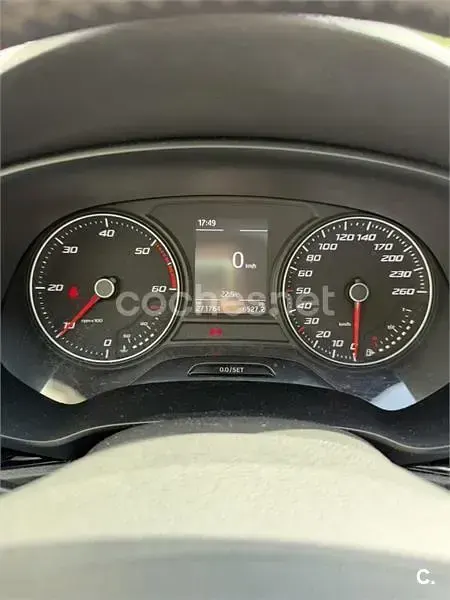 Usado Seat Leon ST Style 105 CV (77 kW) 2015 Gris / plata Familiar