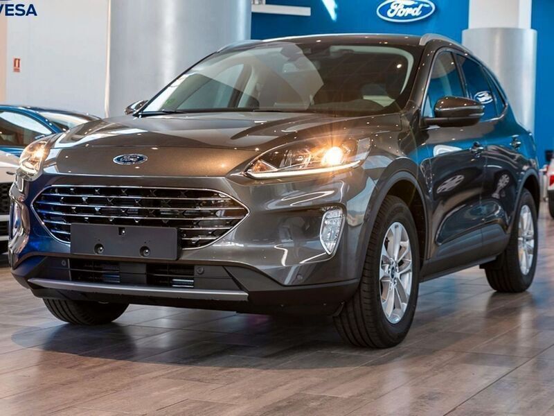 Usado Ford Kuga ST-Line 150 CV (110 kW) 2023 Gris SUV