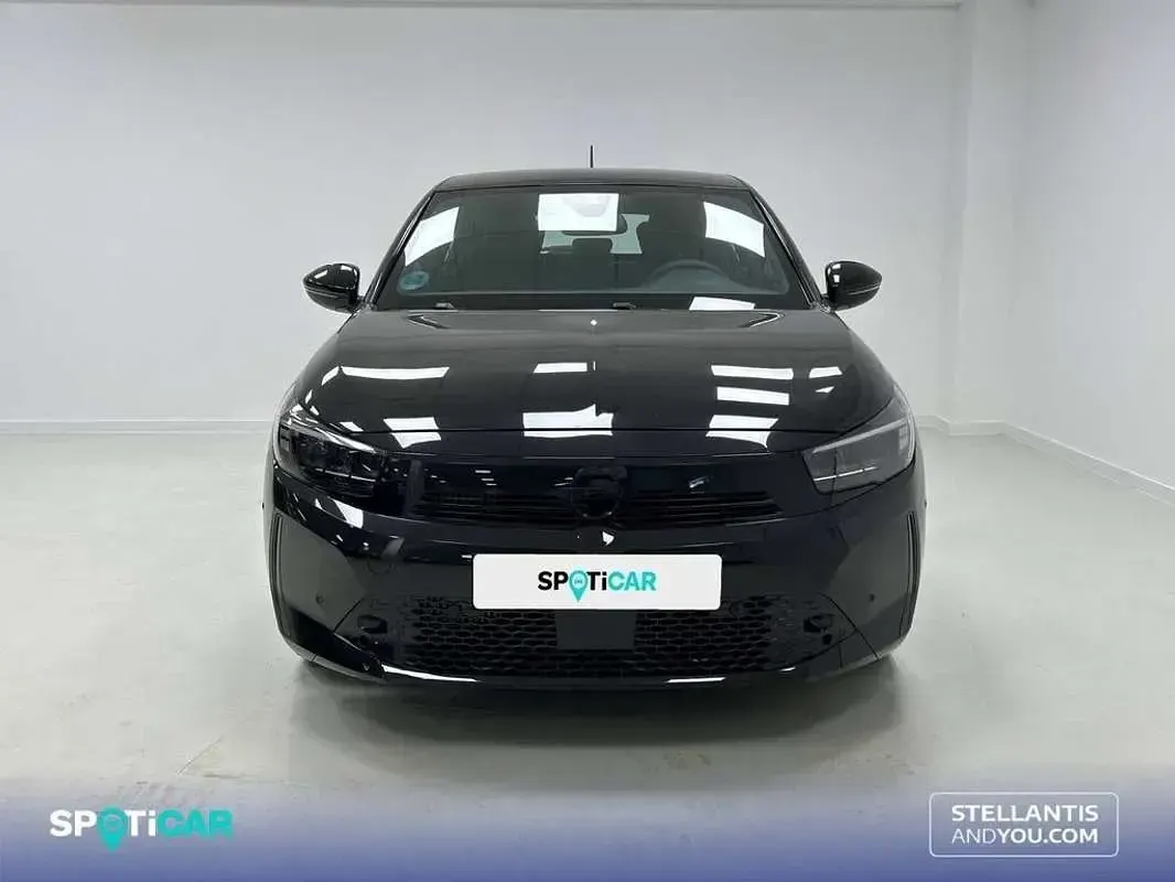 Usado Opel Corsa 101 CV (74 kW) 2025 Negro Utilitario