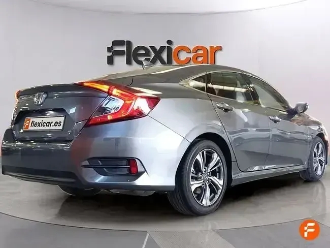 Usado Honda Civic Sport Plus 182 CV (133 kW) 2020 Gris