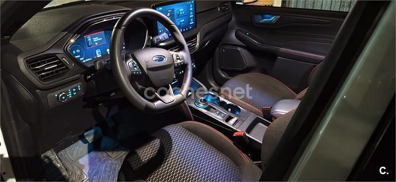 Usado Ford Kuga ST-Line 183 CV (134 kW) 2024 Blanco SUV
