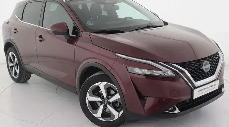 Usado Nissan Qashqai N-Connecta 140 CV (102 kW) 2024 Burgundy SUV