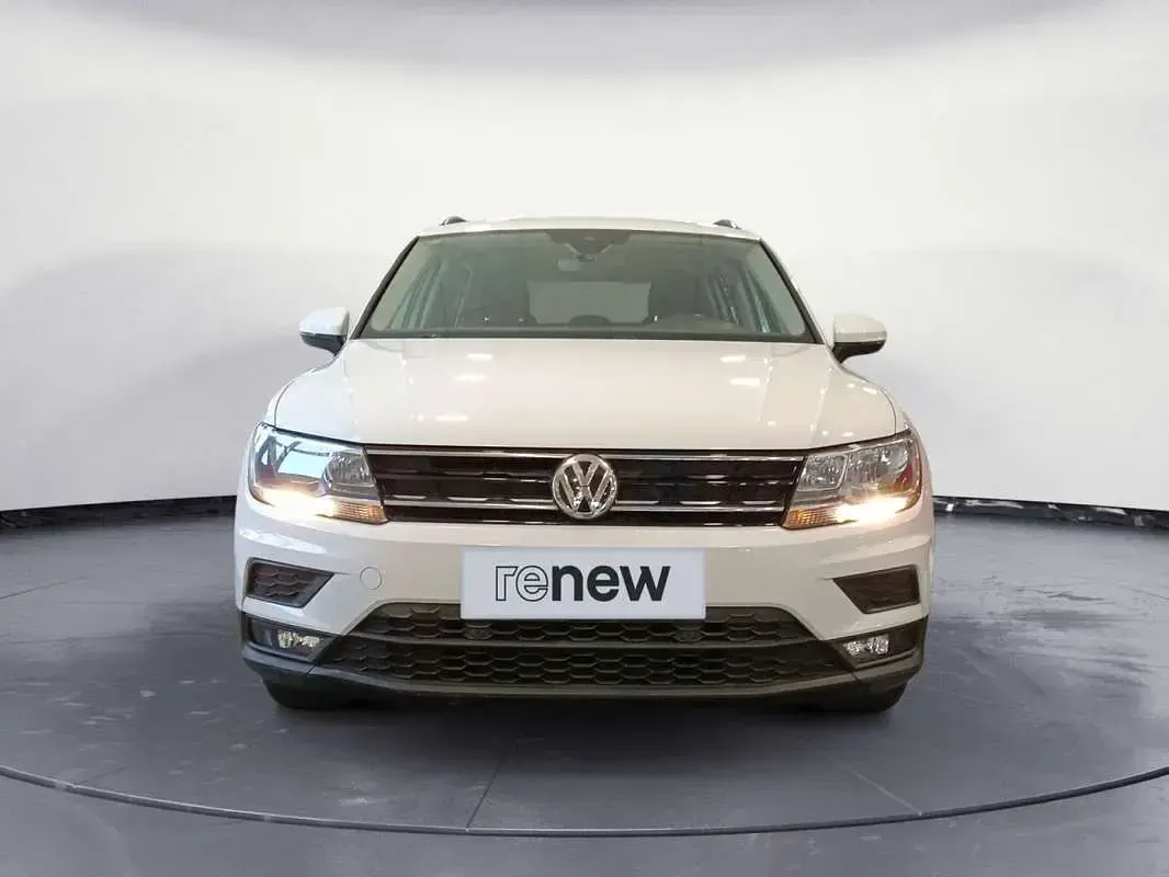 Usado VW Tiguan Edition 125 CV (91 kW) 2018 Blanco SUV