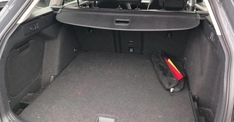 Usado VW Golf VIII Life 115 CV (84 kW) 2021 Familiar