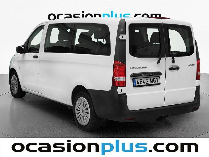 Usado Mercedes Vito 136 CV (100 kW) 2023 Blanco Van