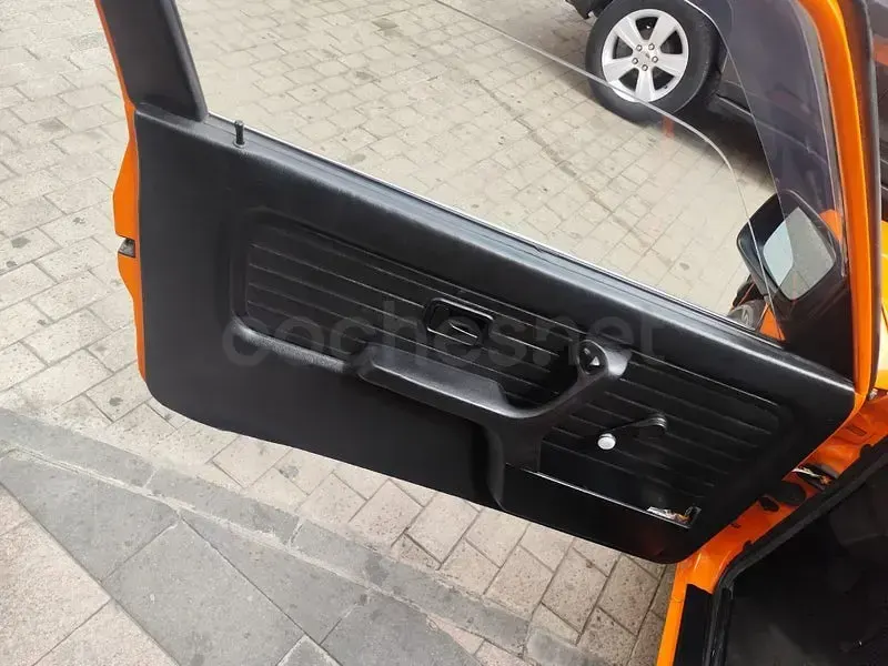 Usado BMW 318 115 CV (84 kW) 1987 Naranja Berlina