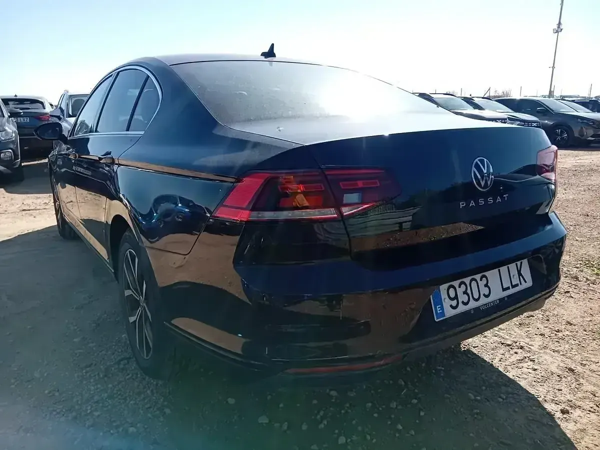 Usado VW Passat Executive 150 HP (110 kW) 2020 Preto Sedan