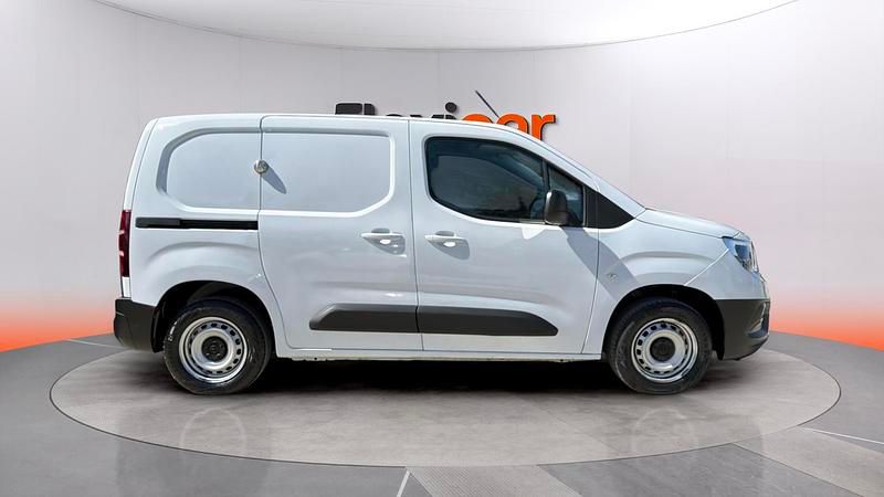 Usado Opel Combo Edition 102 CV (75 kW) 2023 Blanco Monovolumen