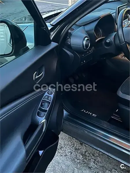 Usado Nissan Juke Enigma 114 CV (83 kW) 2021 Gris / plata SUV