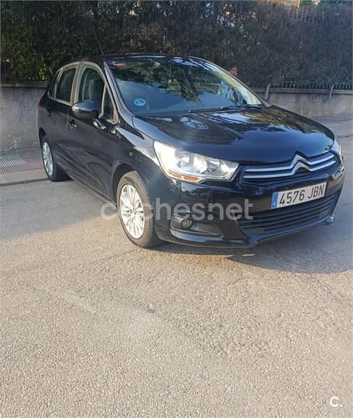 Usado Citroën C4 120 CV (88 kW) 2015 Negro Berlina