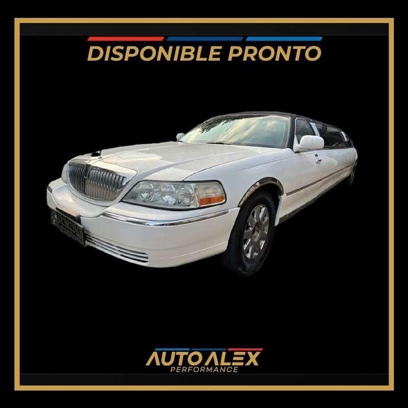 Blanco Usado 2003 Lincoln Town Car Berlina | 20.000 € - Imagen 1/4