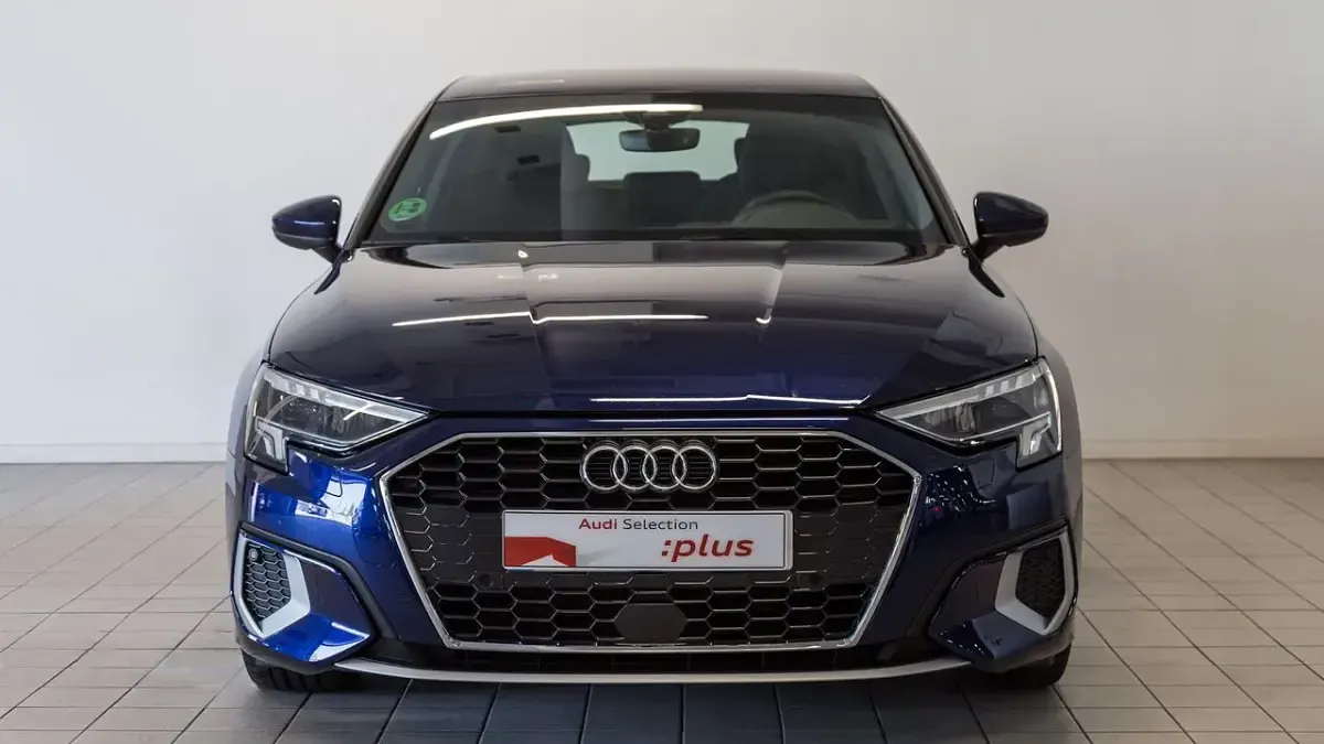 Usado Audi A3 Advanced Plus 150 CV (110 kW) 2022 Azul Berlina