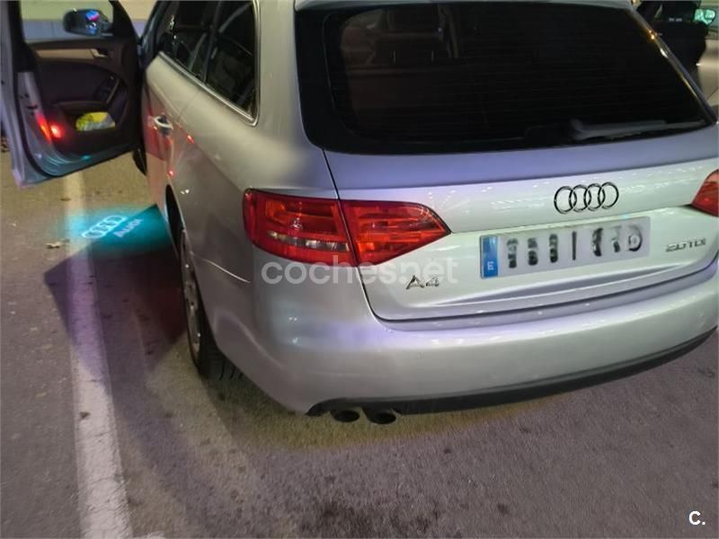 Gris / plata Usado 2010 Audi A4 Familiar | 7200 € (Precio justo) - Imagen 1/4