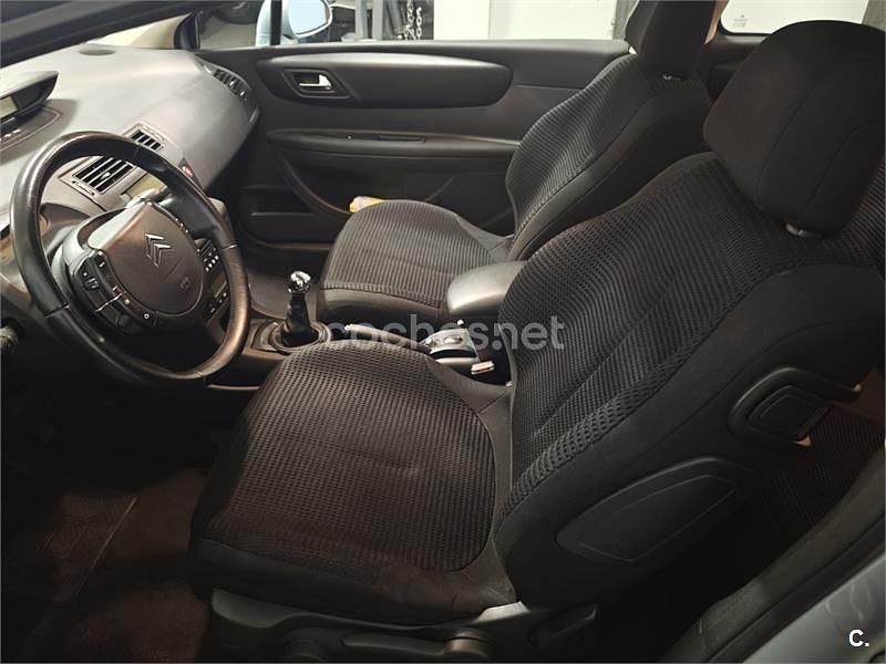 Usado Citroën C4 VTR Sport 110 CV (80 kW) 2005 Gris / plata Berlina