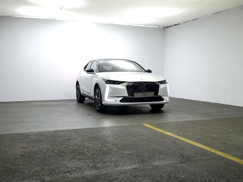 Usado DS Automobiles DS4 Opera 225 CV (165 kW) 2023 Blanco Berlina