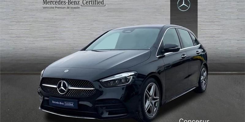 Negro Usado 2025 Mercedes B180 Monovolumen | 33.900 € (Un poco caro) - Imagen 1/4